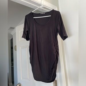 A pea in the pod maternity top